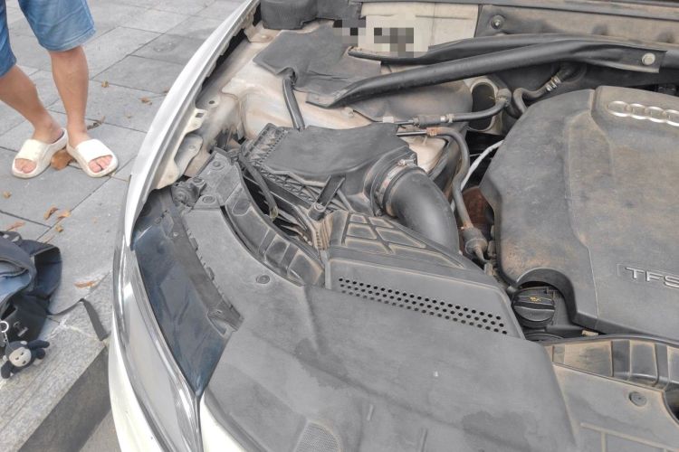 Used Audi Q5 2016 40 TFSI Trendy Edition Engine Bay Right