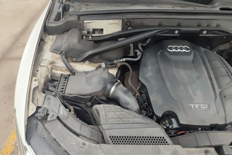 Used Audi Q5 2016 40 TFSI Technology Edition Engine Bay Right