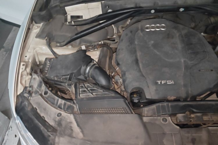 Used Audi Q5 2016 40 TFSI Technology Edition Engine Bay Right