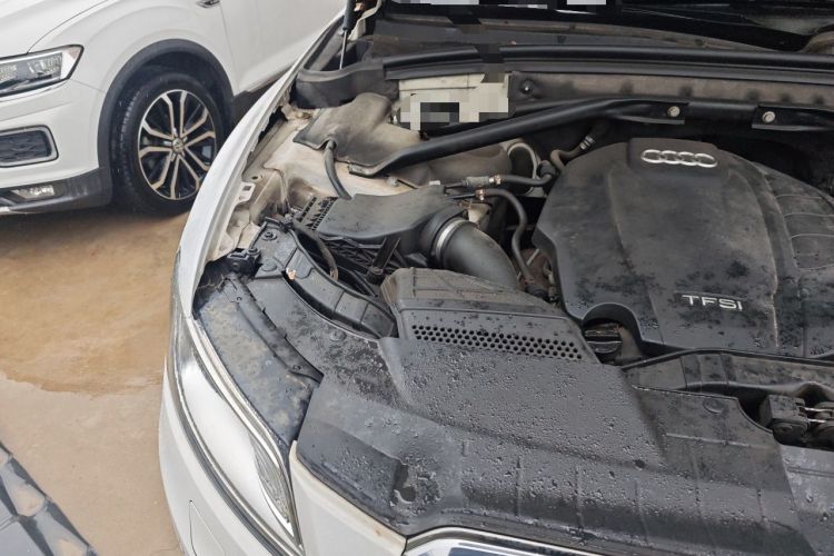Used Audi Q5 2016 40 TFSI Technology Edition Engine Bay Right