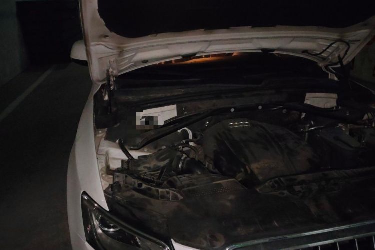 Used Audi Q5 2016 40 TFSI Technology Edition Engine Bay Right