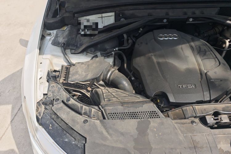 Used Audi Q5 2016 40 TFSI Technology Edition Engine Bay Right