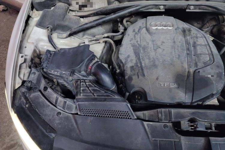 Used Audi Q5 2016 40 TFSI Comfort Model Engine Bay Right