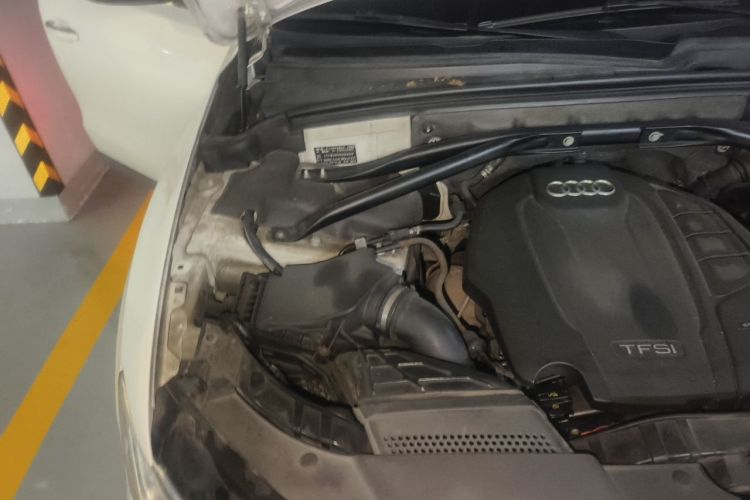 Used Audi Q5 2016 40 TFSI Technology Edition Engine Bay Right