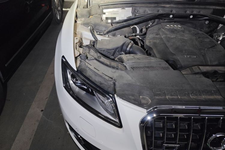 Used Audi Q5 2016 40 TFSI Technology Edition Engine Bay Right