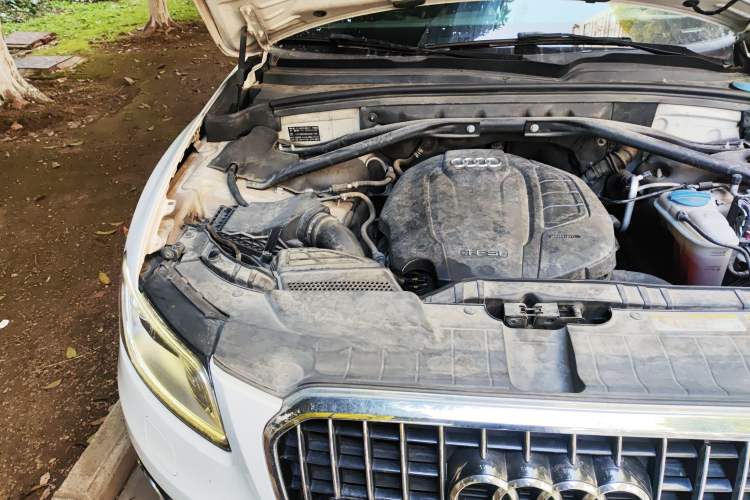 Used Audi Q5 2016 40 TFSI Trendy Edition Engine Bay Right