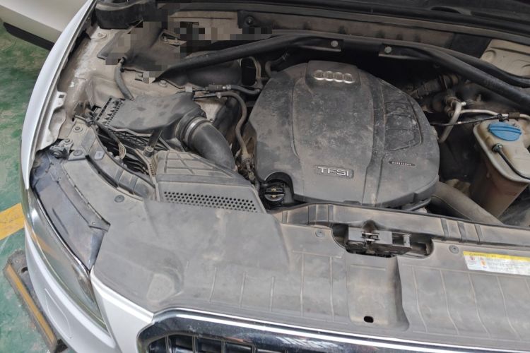 Used Audi Q5 2016 40 TFSI Technology Edition Engine Bay Right