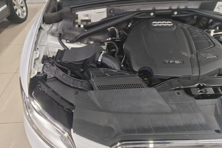 Used Audi Q5 2016 40 TFSI Technology Edition Engine Bay Right
