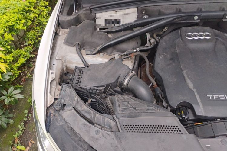 Used Audi Q5 2016 40 TFSI Technology Edition Engine Bay Right