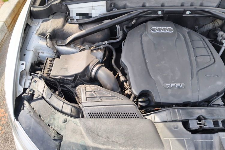 Used Audi Q5 2016 40 TFSI Technology Edition Engine Bay Right
