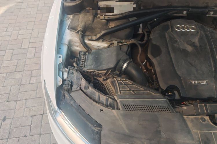Used Audi Q5 2016 40 TFSI Technology Edition Engine Bay Right