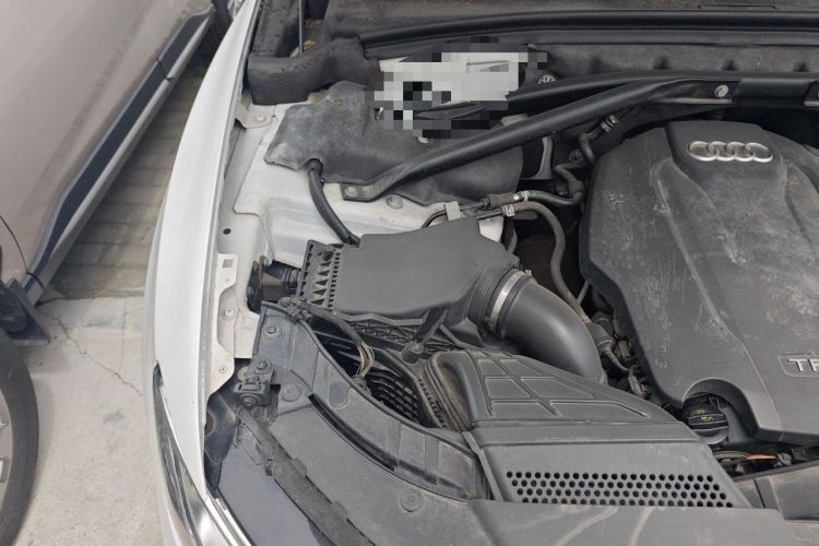 Used Audi Q5 2016 40 TFSI Trendy Edition Engine Bay Right