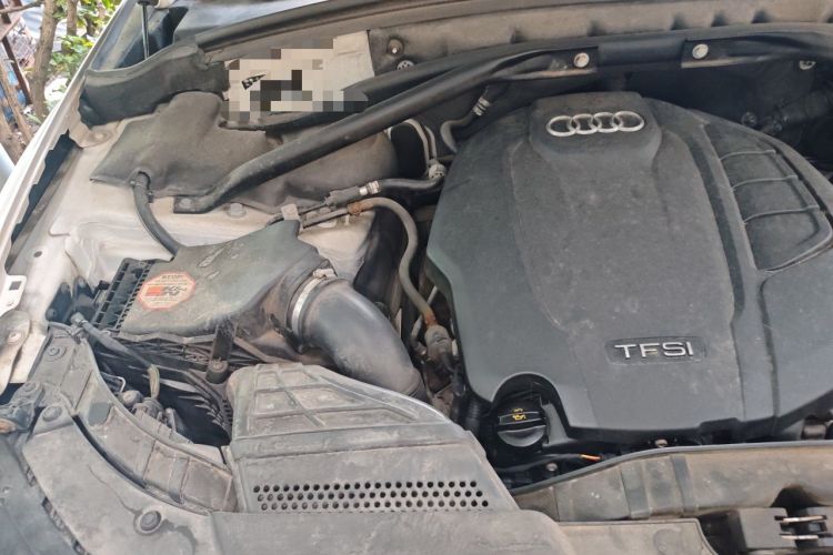 Used Audi Q5 2016 40 TFSI Special Edition Engine Bay Right