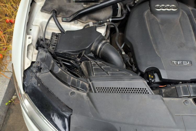 Used Audi Q5 2016 40 TFSI Comfort Model Engine Bay Right