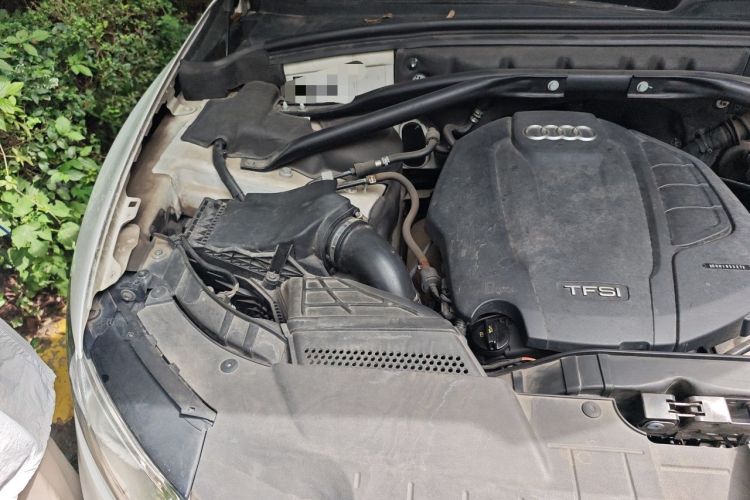 Used Audi Q5 2016 40 TFSI Technology Edition Engine Bay Right