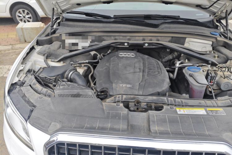 Used Audi Q5 2016 40 TFSI Technology Edition Engine Bay Right