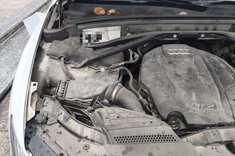 Used Audi Q5 2016 40 TFSI Technology Edition Engine Bay Right