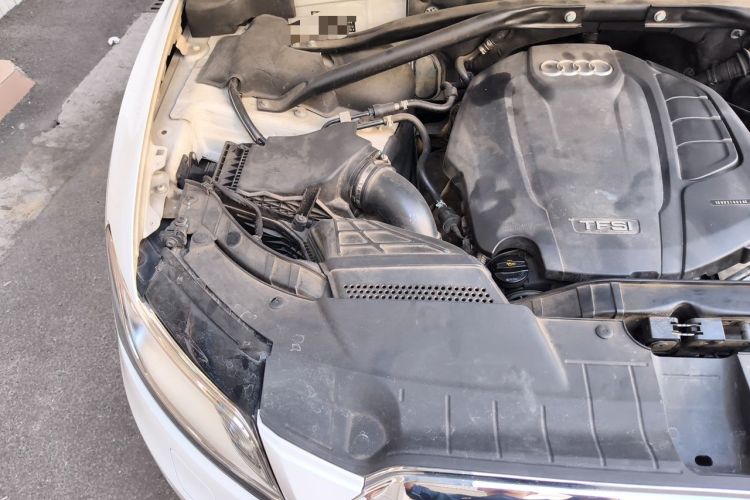 Used Audi Q5 2016 40 TFSI Technology Edition Engine Bay Right
