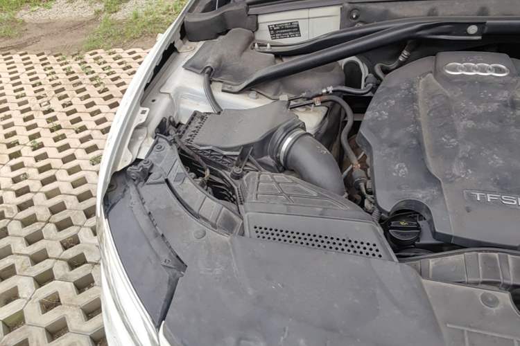 Used Audi Q5 2016 40 TFSI Technology Edition Engine Bay Right