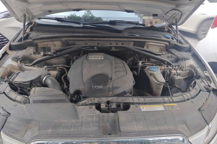 Used Audi Q5 2016 40 TFSI Technology Edition Engine Bay