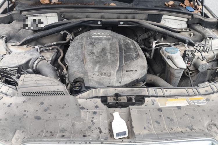 Used Audi Q5 2016 40 TFSI Technology Edition Engine Bay