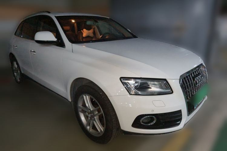 Used Audi Q5 2016 40 TFSI Comfort Model Exterior 2