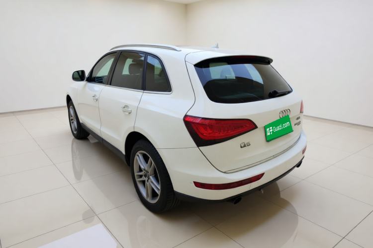 Used Audi Q5 2016 40 TFSI Comfort Model Exterior 3