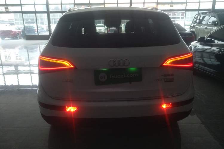 Used Audi Q5 2016 40 TFSI Trendy Edition Exterior 4