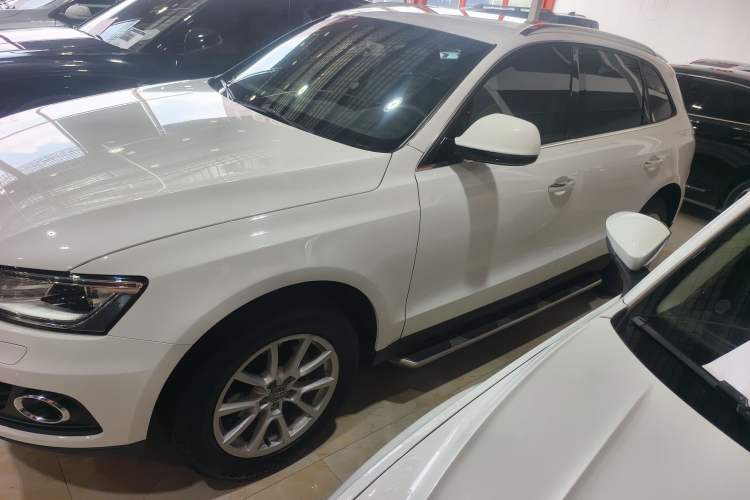 Used Audi Q5 2016 40 TFSI Trendy Edition Exterior 5