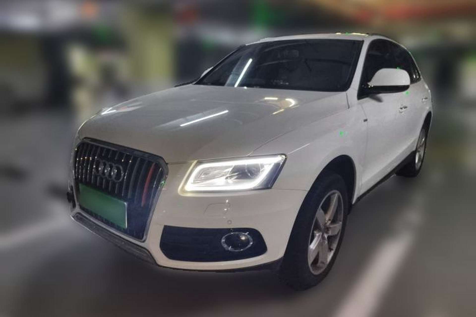 Used Audi Q5 2016 40 TFSI Technology Edition Front Left 45 Deg