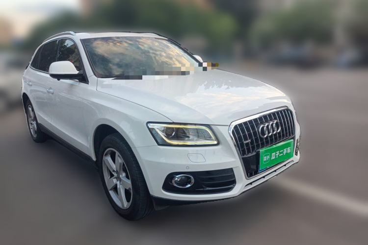 Used Audi Q5 2016 40 TFSI Technology Edition Front Right 45 Deg