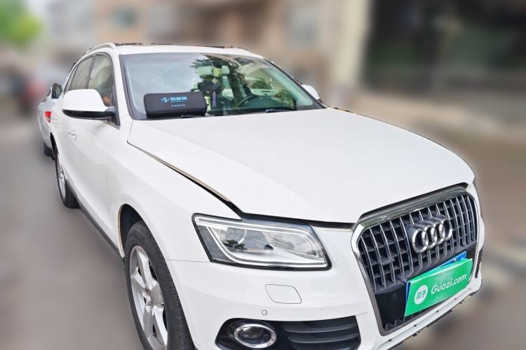 Used Audi Q5 2016 40 TFSI Technology Edition Front Right 45 Deg