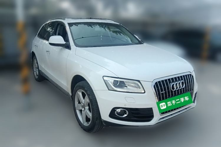 Used Audi Q5 2016 40 TFSI Technology Edition Front Right 45 Deg