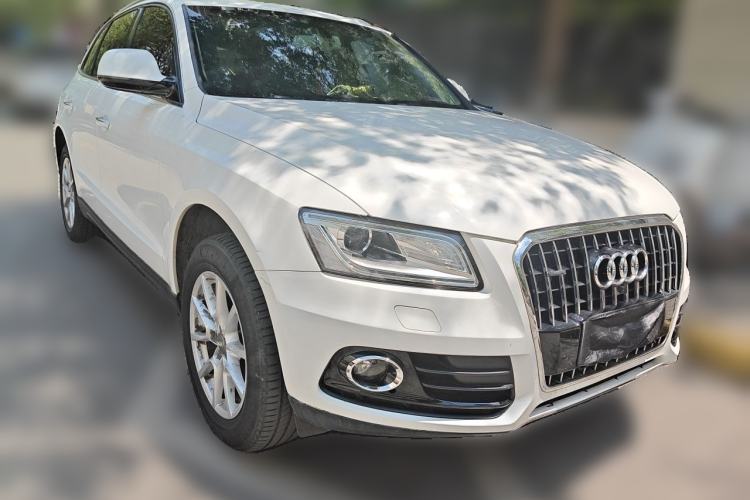 Used Audi Q5 2016 40 TFSI Trendy Edition Front Right 45 Deg