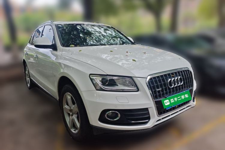 Used Audi Q5 2016 40 TFSI Technology Edition Front Right 45 Deg