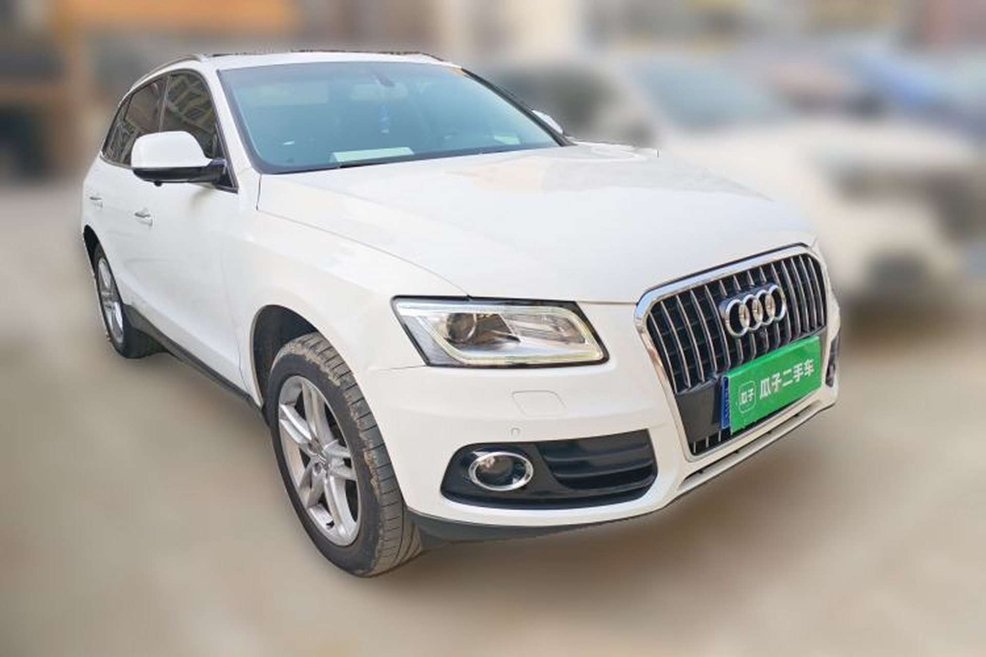 Used Audi Q5 2016 40 TFSI Comfort Model Front Right 45 Deg