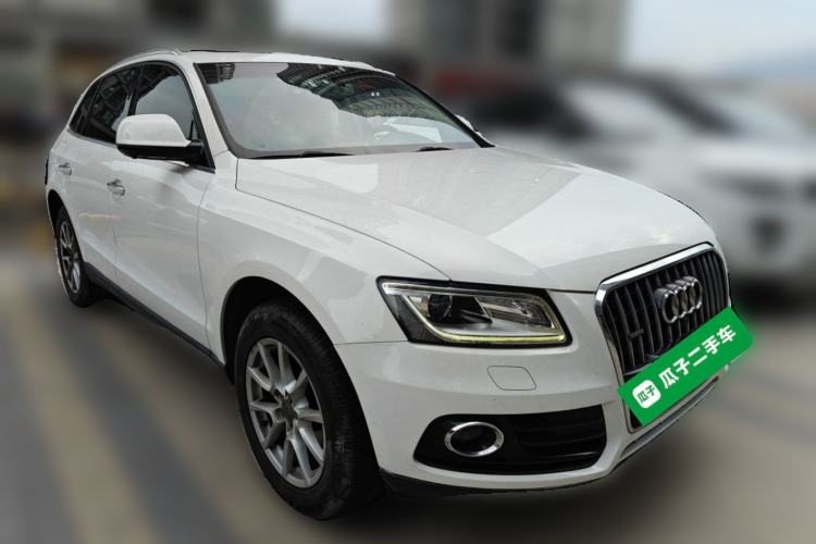 Used Audi Q5 2016 40 TFSI Trendy Edition Front Right 45 Deg
