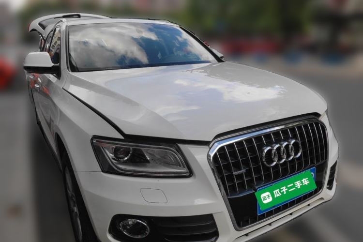 Used Audi Q5 2016 40 TFSI Trendy Edition Front Right 45 Deg