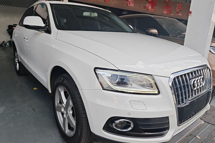 Used Audi Q5 2016 40 TFSI Technology Edition Front Right 45 Deg