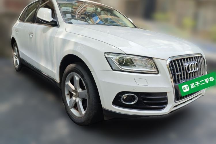 Used Audi Q5 2016 40 TFSI Technology Edition Front Right 45 Deg