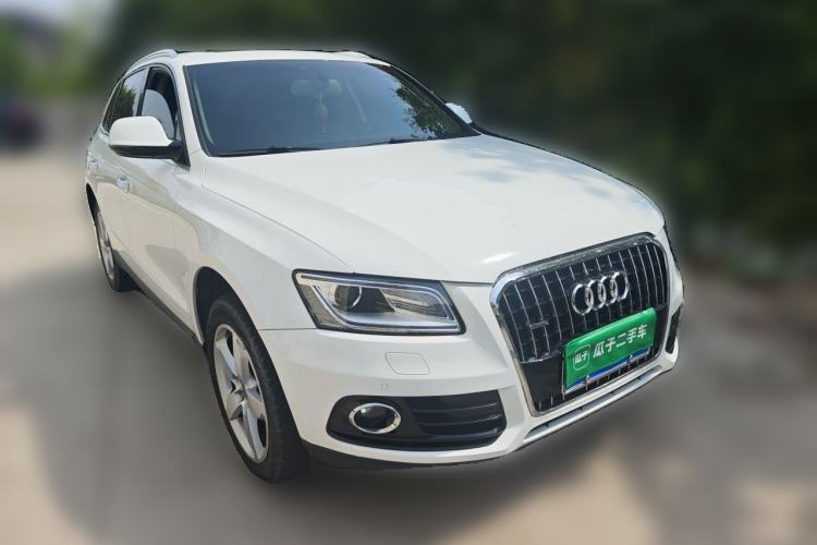 Used Audi Q5 2016 40 TFSI Technology Edition Front Right 45 Deg