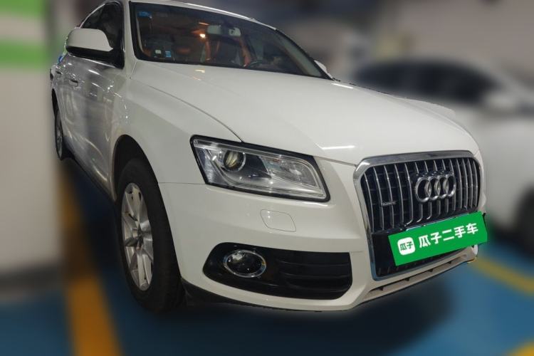 Used Audi Q5 2016 40 TFSI Trendy Edition Front Right 45 Deg
