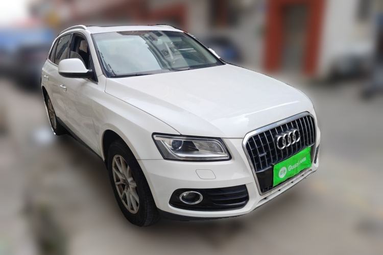 Used Audi Q5 2016 40 TFSI Trendy Edition Front Right 45 Deg