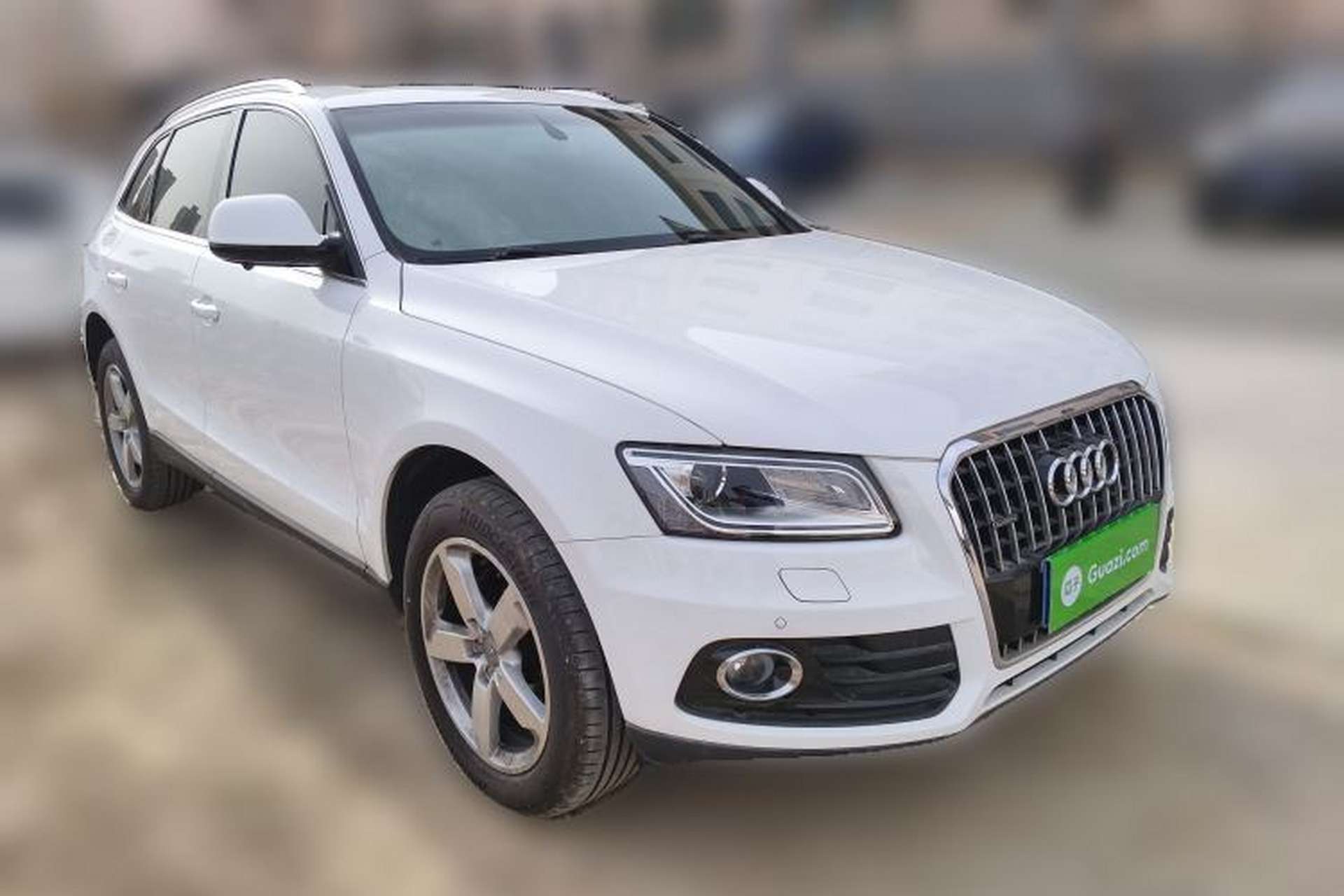 Used Audi Q5 2016 40 TFSI Technology Edition Front Right 45 Deg