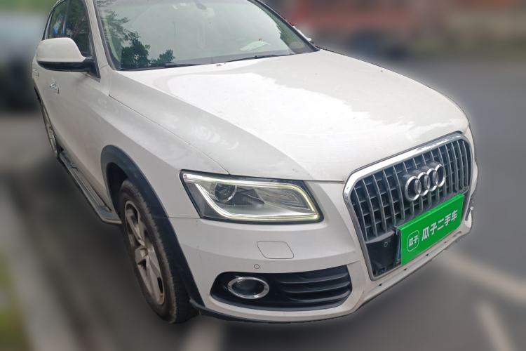 Used Audi Q5 2016 40 TFSI Technology Edition Front Right 45 Deg