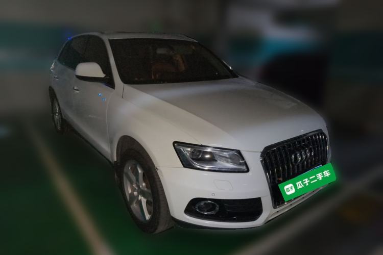 Used Audi Q5 2016 40 TFSI Technology Edition Front Right 45 Deg