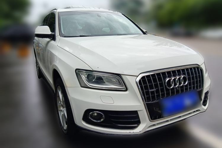 Used Audi Q5 2016 40 TFSI Technology Edition Front Right 45 Deg