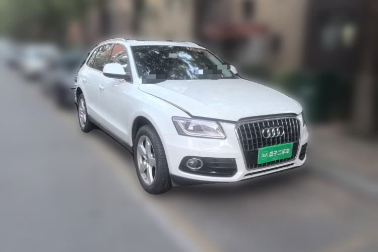 Used Audi Q5 2016 40 TFSI Technology Edition Front Right 45 Deg
