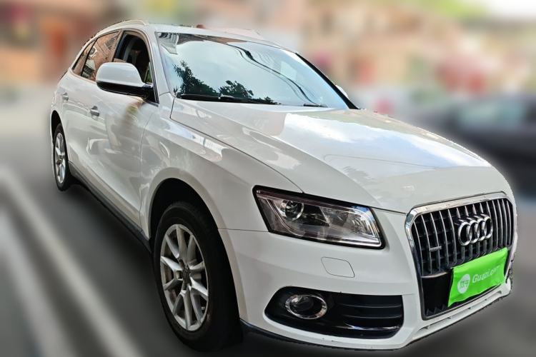 Used Audi Q5 2016 40 TFSI Trendy Edition Front Right 45 Deg
