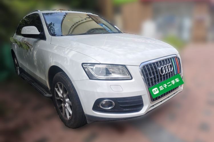 Used Audi Q5 2016 40 TFSI Trendy Edition Front Right 45 Deg
